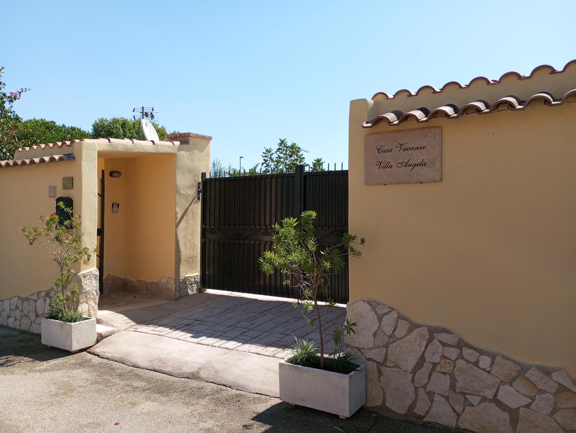 Fiumicino Aeroporto Casa Vacanze Iris Екстер'єр фото