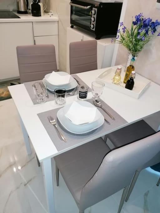 Fiumicino Aeroporto Casa Vacanze Iris Екстер'єр фото